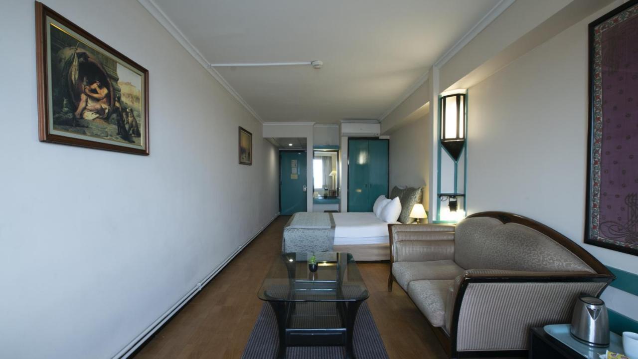 Kadikoey Rihtim Hotel Estambul Exterior foto