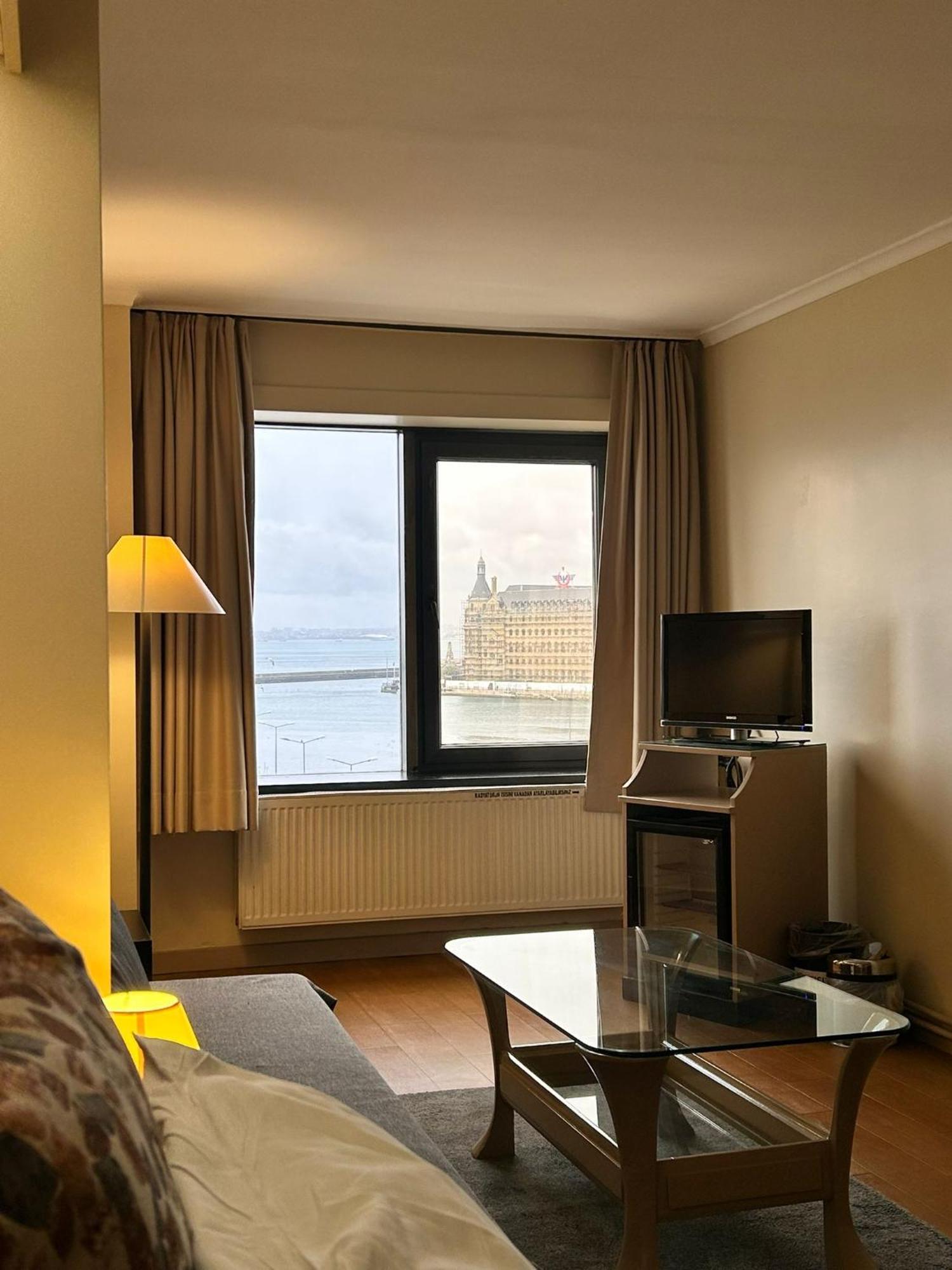 Kadikoey Rihtim Hotel Estambul Exterior foto